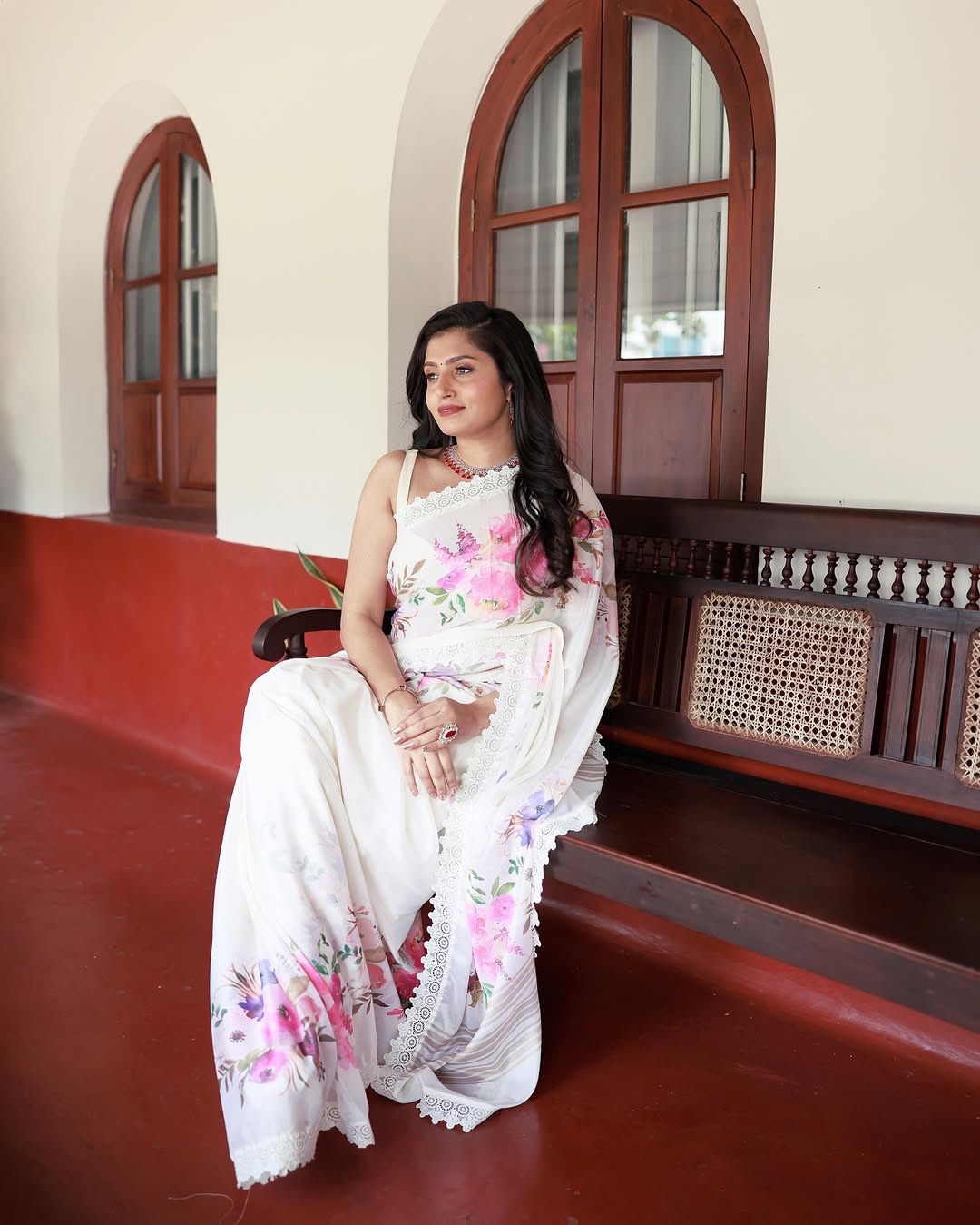 White Flower Print Georgette Saree With Lace Border